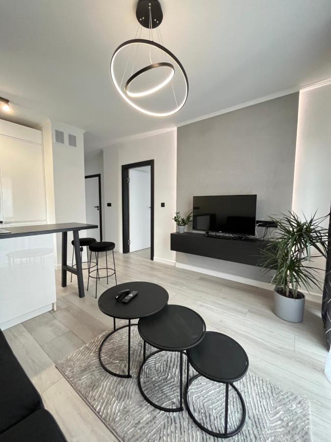 Trzy Pokoje Mieszkanie W Nowej Dzielnicy Wroclawia Apartment Bagian luar foto