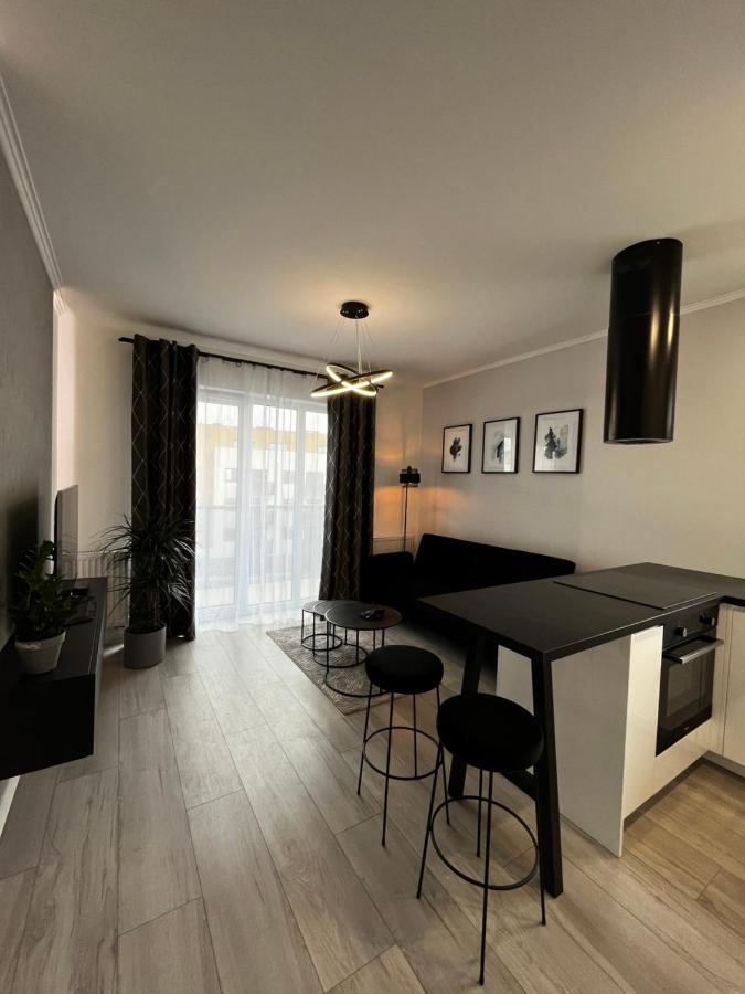 Trzy Pokoje Mieszkanie W Nowej Dzielnicy Wroclawia Apartment Bagian luar foto
